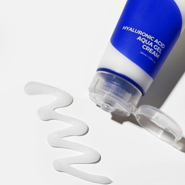 Moisturizing hyaluronic cream gel from Isntree