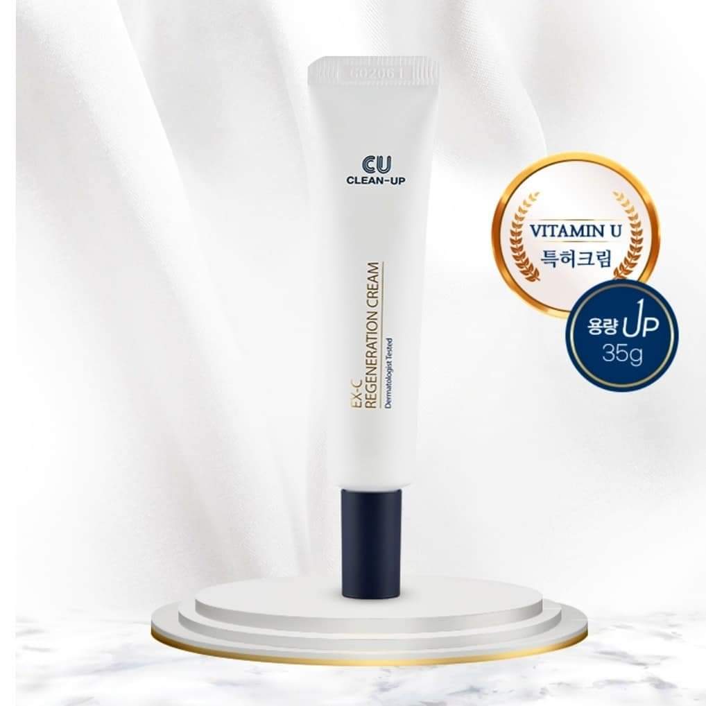 Moisturizing regenerating anti-aging cream by CuSkin (Professional Cosmeceutical)