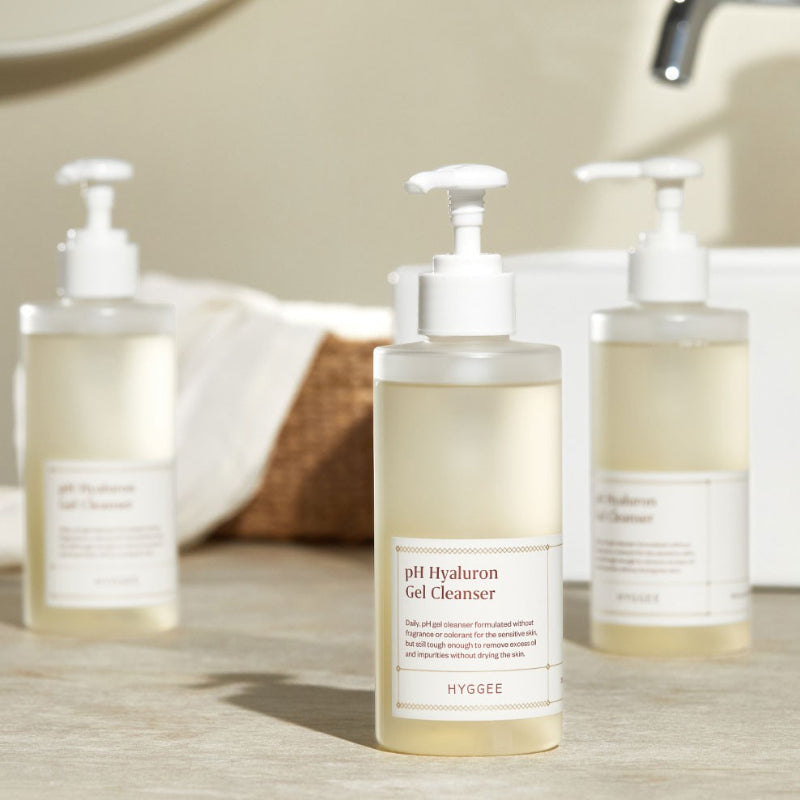 pH Hyaluron Gel Cleanser by Hyggee